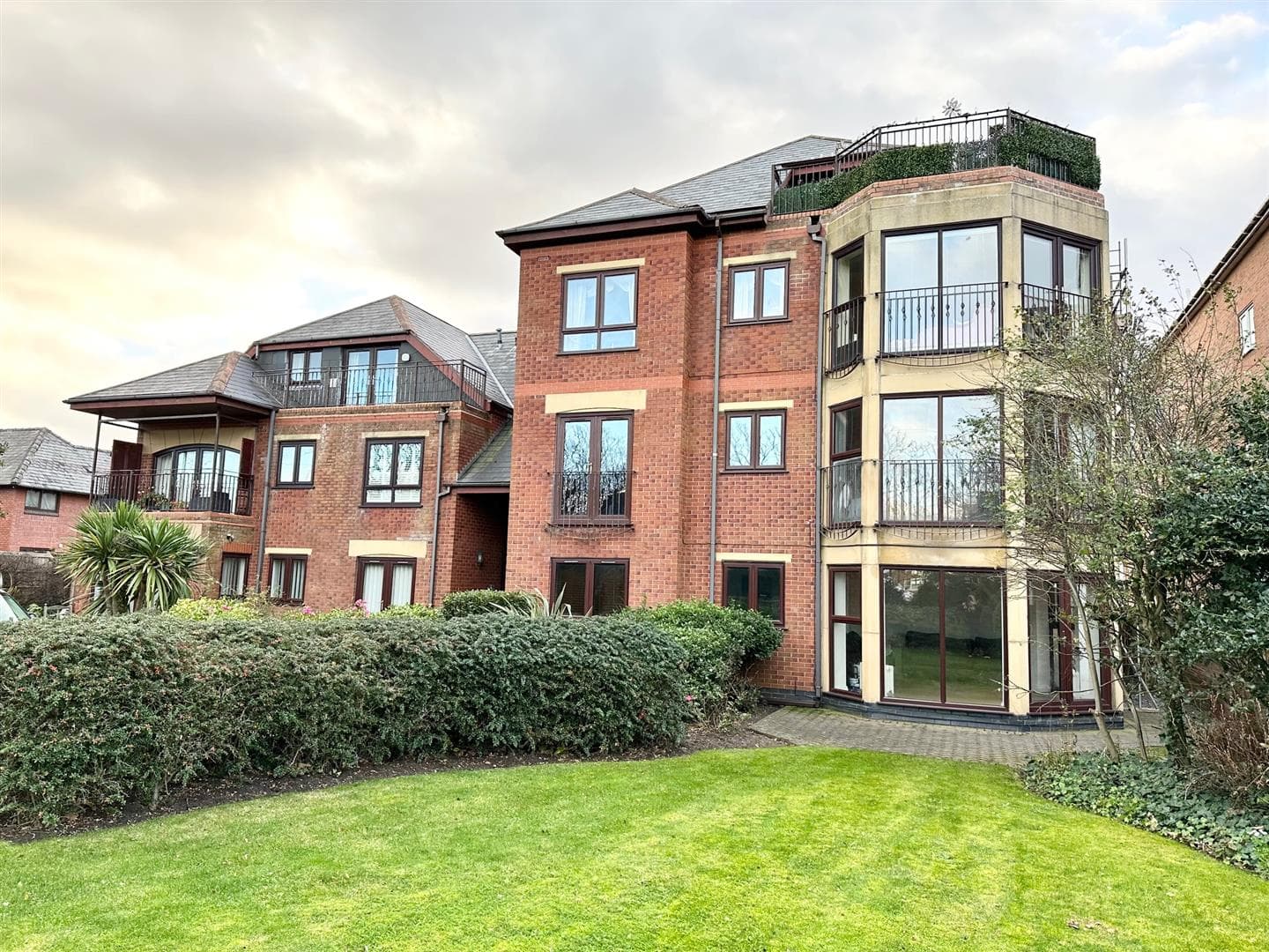 Blundellsands Court, Blundellsands Road West, Liverpool