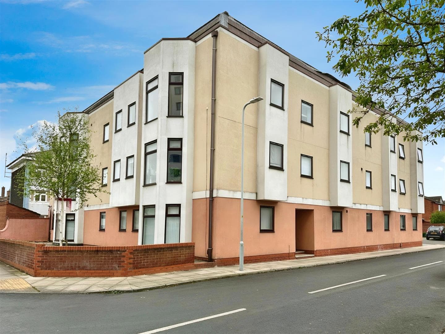 Queens Court, Queen Street, Waterloo