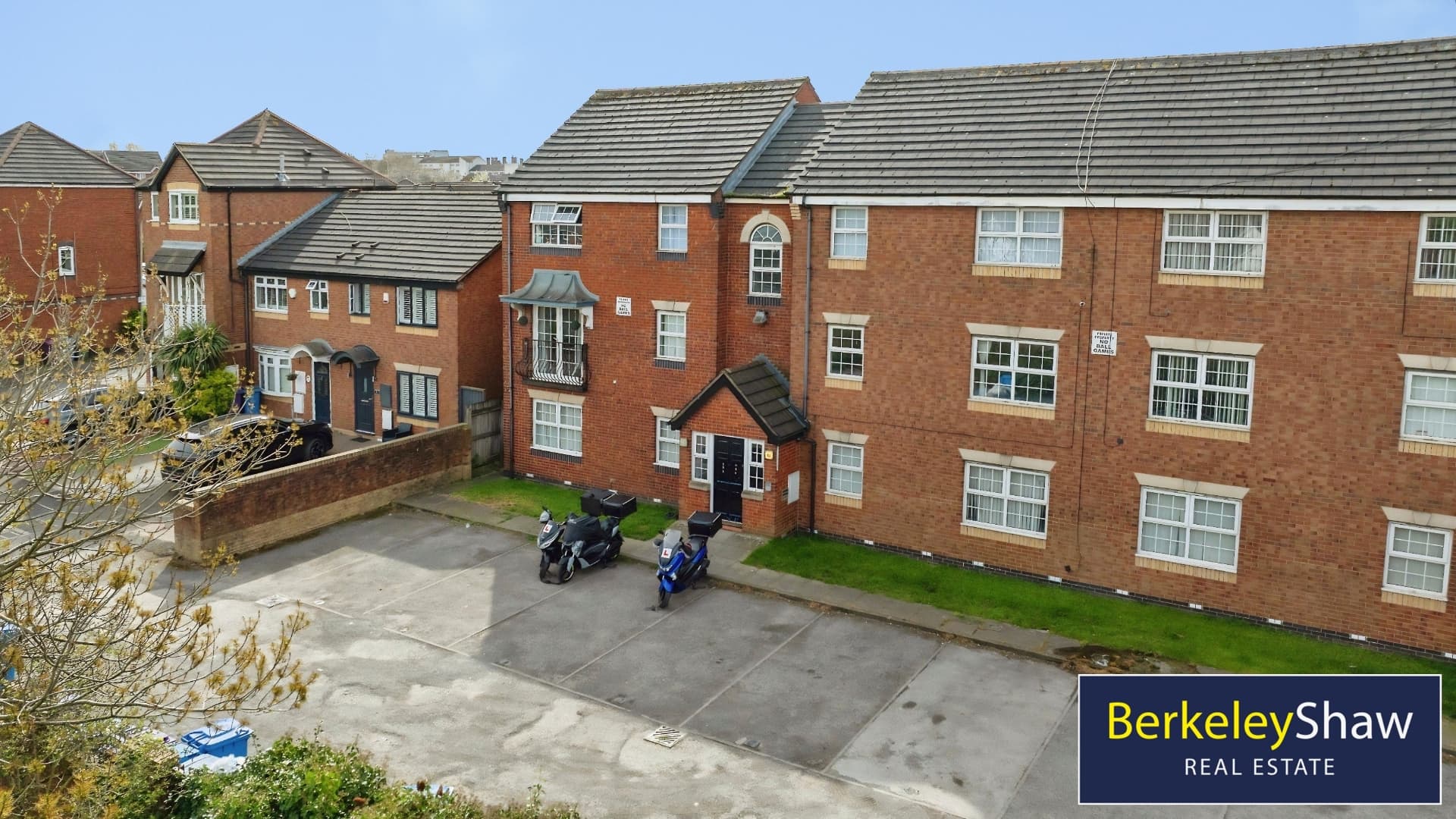 Francine Close, Liverpool