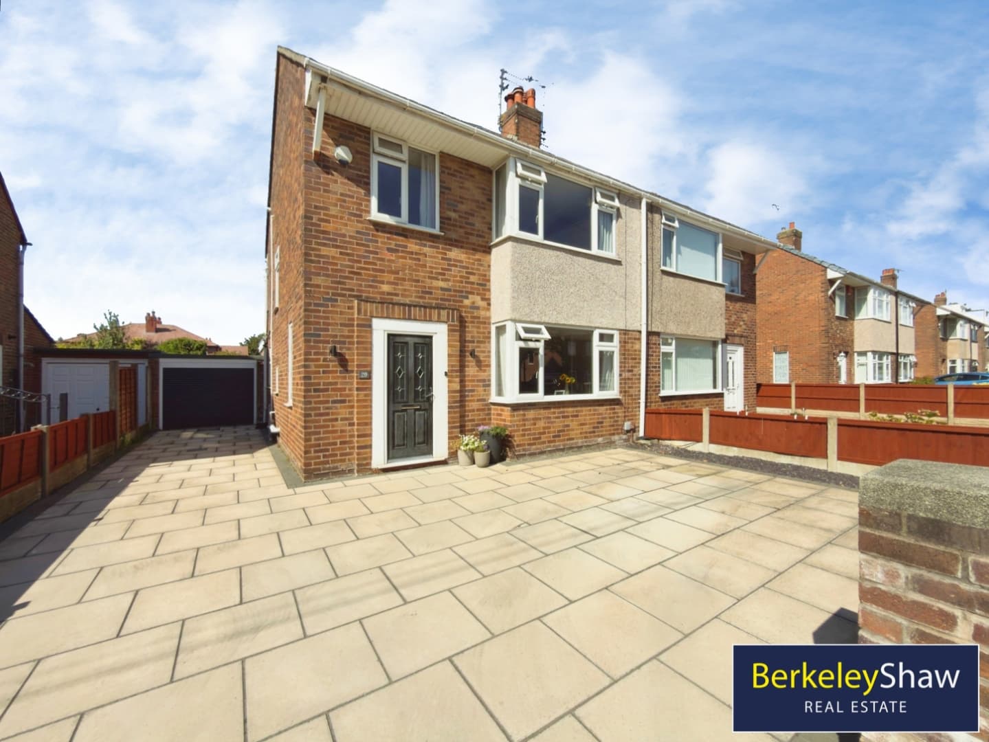 Bellair Avenue, Crosby, L23